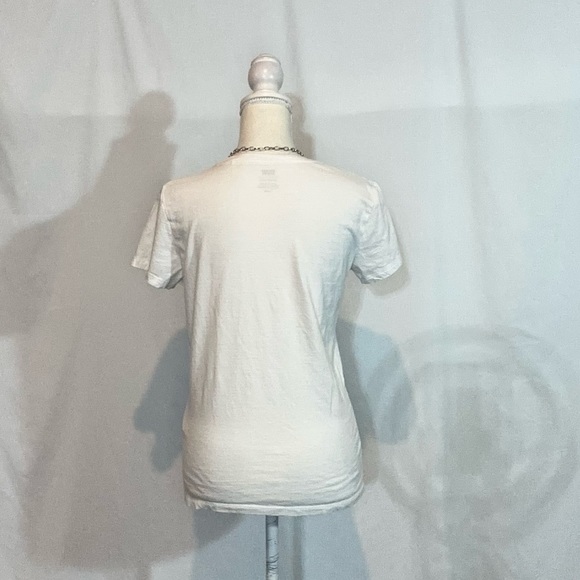 Tops/T-Shirts/Tanks👚 - 2 for $15 or 3 for $20 (Mix & Match) - Picture 3 of 5